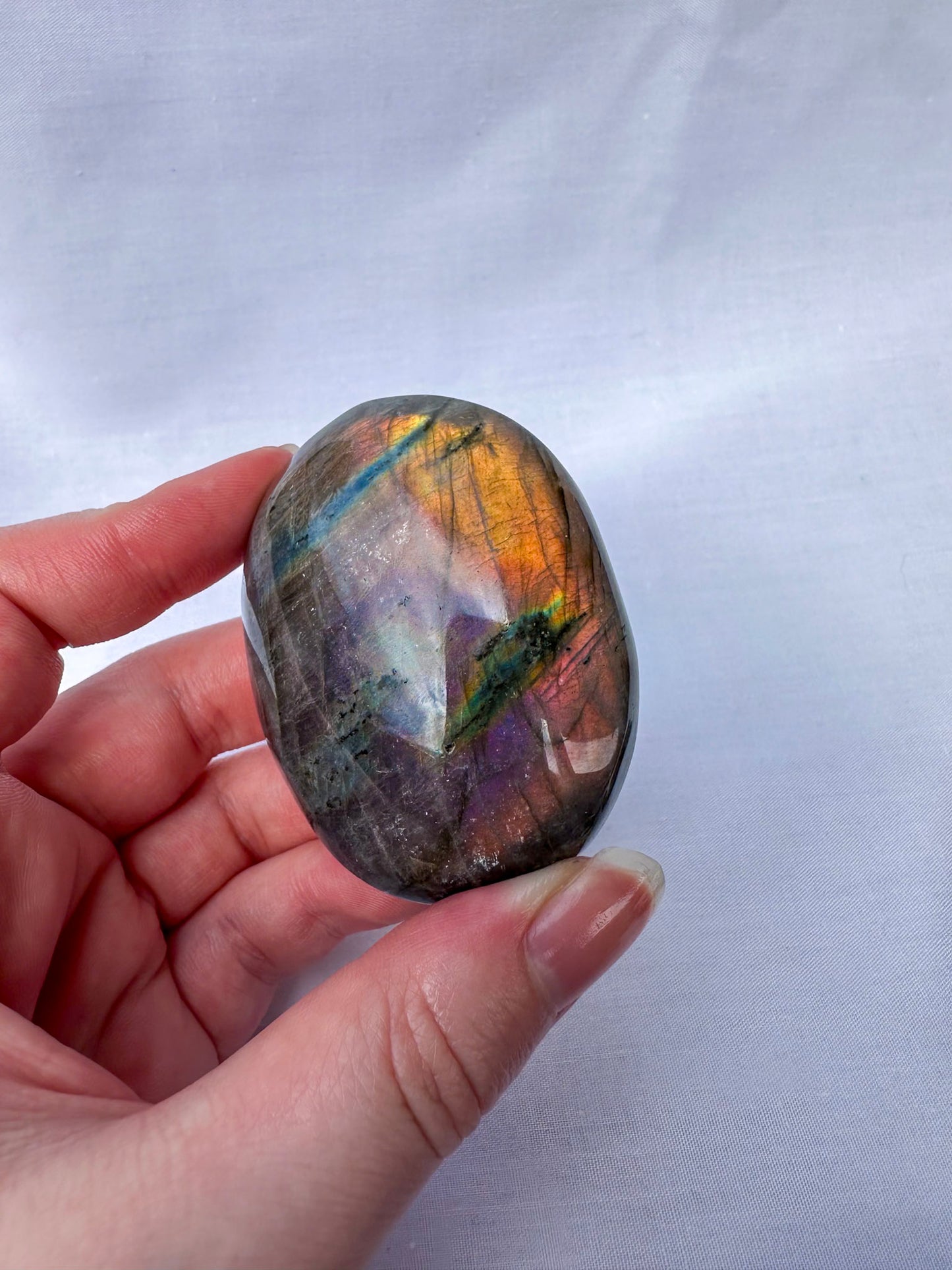 Labradorite Palmstone