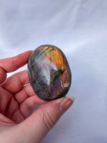 Labradorite Palmstone